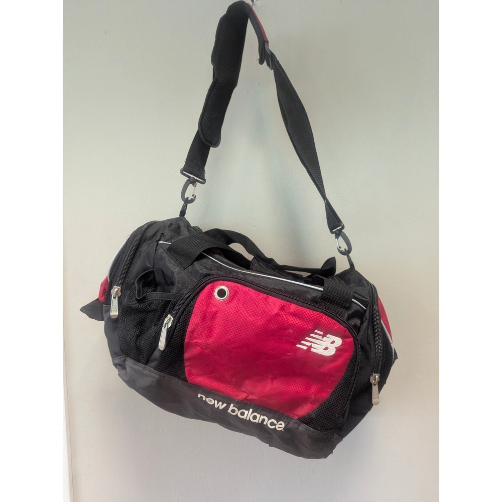 New Balance Duffel Bag Unisex OS Black Red Good Sporty Gym Travel Bag